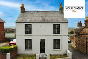 Lovely detached Cottage, Flint